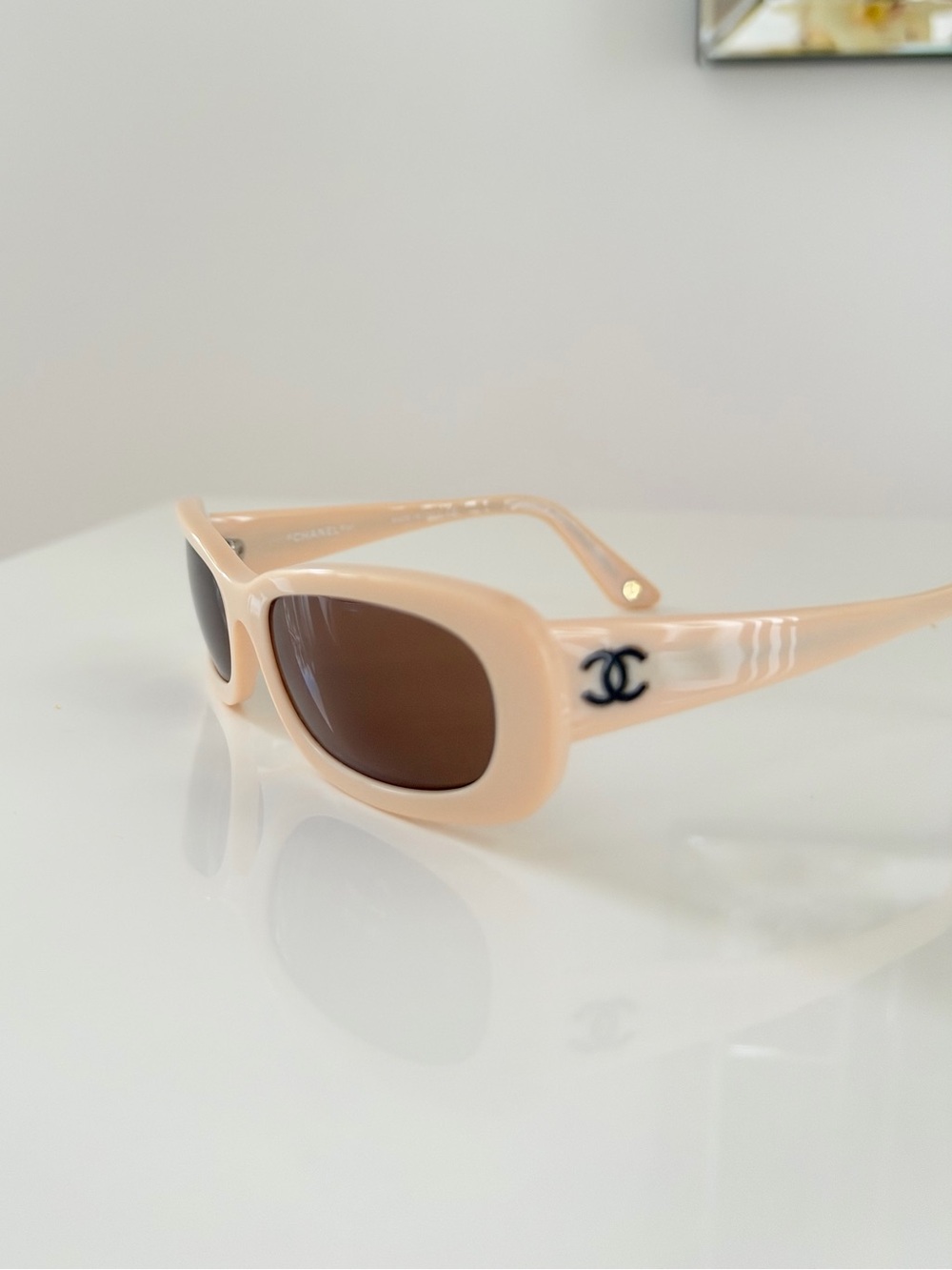 Rare ✨ Vintage Authentic Chanel cream color sunglasses